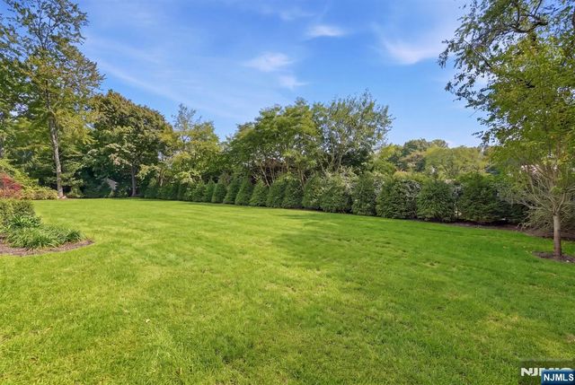 432 Glendale Road, Wyckoff, NJ 07481