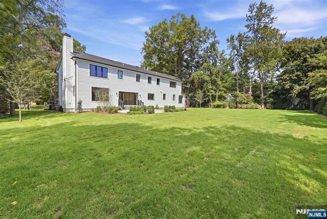432 Glendale Road, Wyckoff, NJ 07481