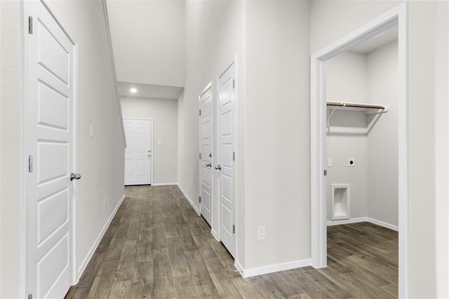 100 Chesterfield DR, Kyle, TX 78640