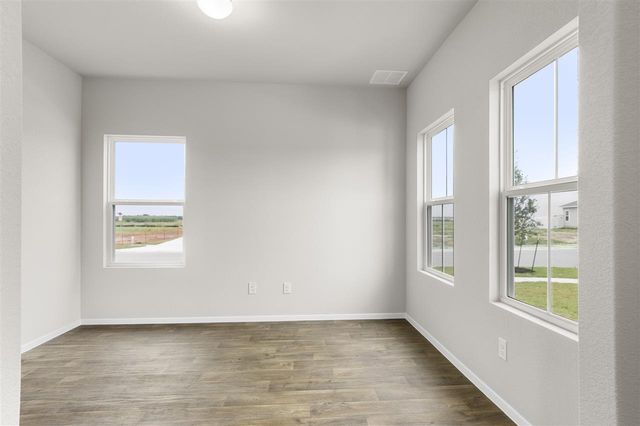 100 Chesterfield DR, Kyle, TX 78640