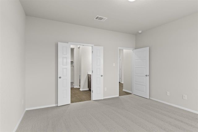 100 Chesterfield DR, Kyle, TX 78640