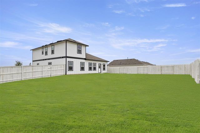 100 Chesterfield DR, Kyle, TX 78640