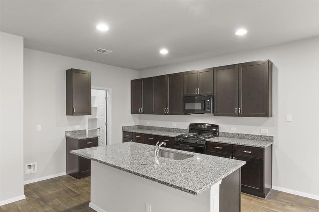 100 Chesterfield DR, Kyle, TX 78640