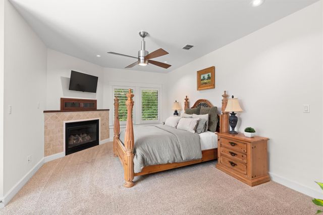 1227 Newning Ave 10, Austin, TX 78704