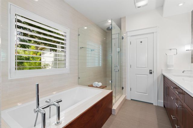 1227 Newning Ave 10, Austin, TX 78704