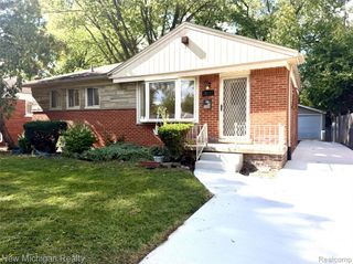 22111 Gardner Street, Oak Park, MI 48237