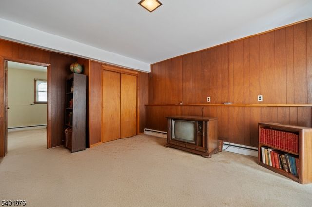 875 Rayhon Ter, Rahway City, NJ 07065