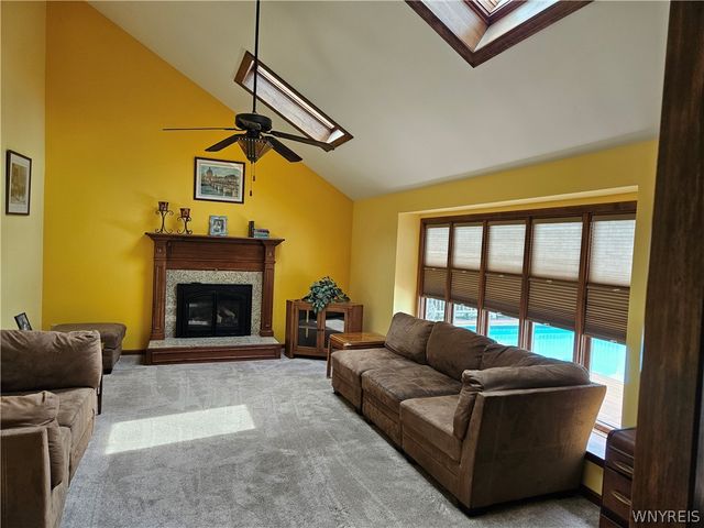 45 Cedar Ridge Drive, West Seneca, NY 14224