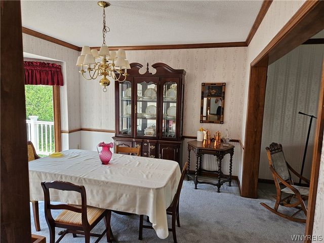 45 Cedar Ridge Drive, West Seneca, NY 14224