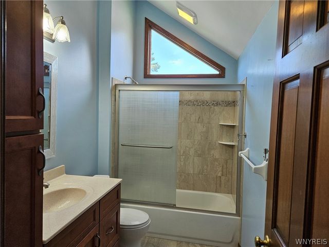 45 Cedar Ridge Drive, West Seneca, NY 14224