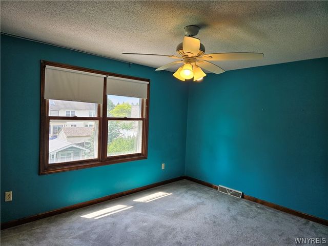 45 Cedar Ridge Drive, West Seneca, NY 14224