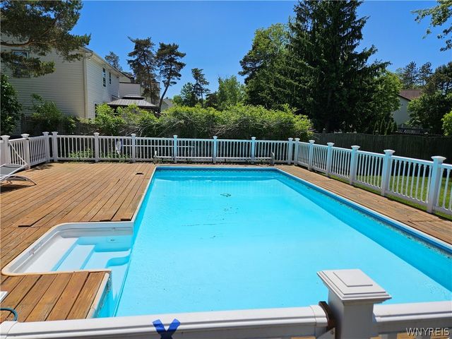 45 Cedar Ridge Drive, West Seneca, NY 14224