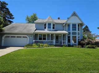 45 Cedar Ridge Drive, West Seneca, NY 14224