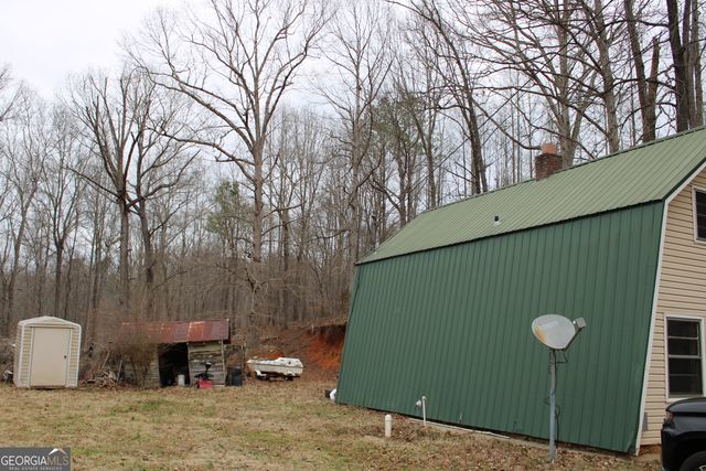 3595 Gumlog Road, Martin, GA 30557