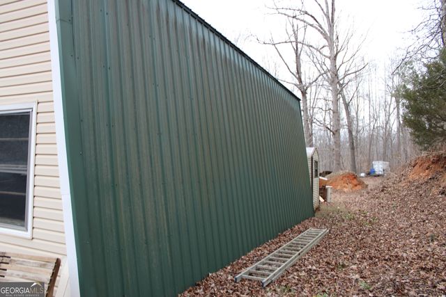 3595 Gumlog Road, Martin, GA 30557