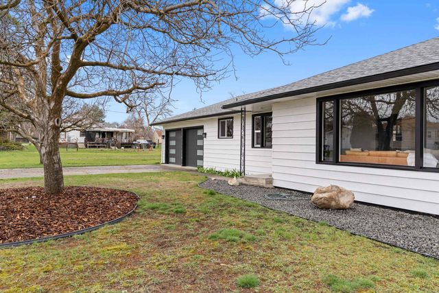 1502 N Woodruff Rd, Spokane Valley, WA 99206