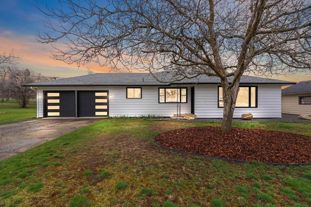 1502 N Woodruff Rd, Spokane Valley, WA 99206