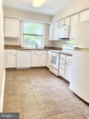 500 E LANCASTER AVE ##108A, Wayne, PA 19087