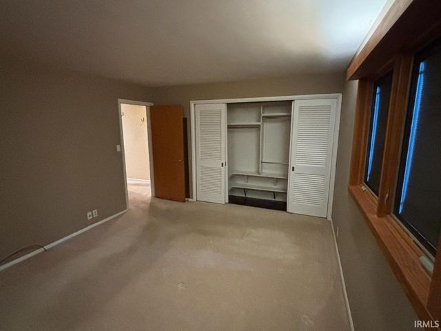 2701 W Petty Road, Muncie, IN 47304