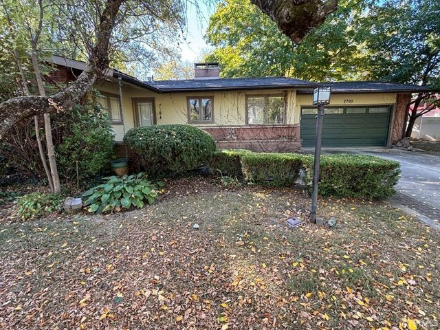 2701 W Petty Road, Muncie, IN 47304