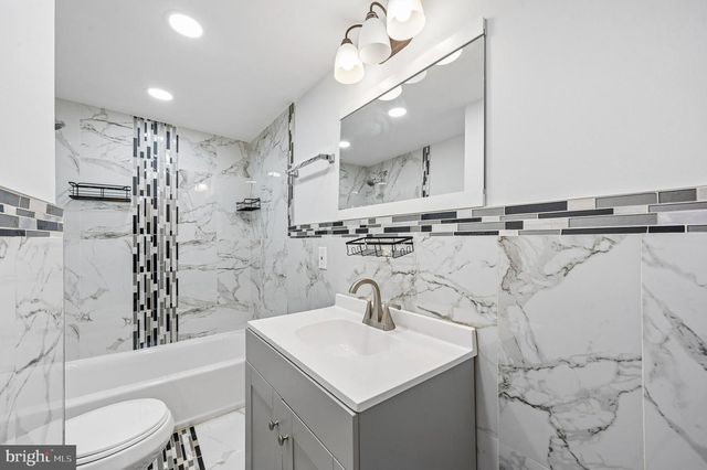 7737 WALKER ST, Philadelphia, PA 19136