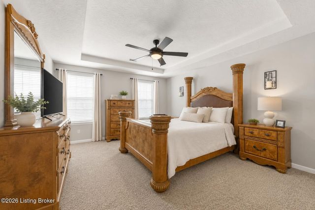 204 Applewood Ln, Elizabethtown, KY 42701