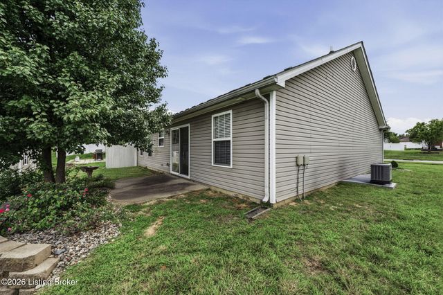 204 Applewood Ln, Elizabethtown, KY 42701