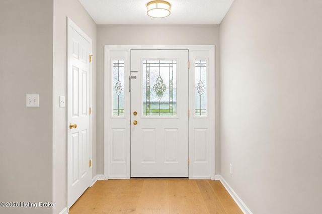 204 Applewood Ln, Elizabethtown, KY 42701