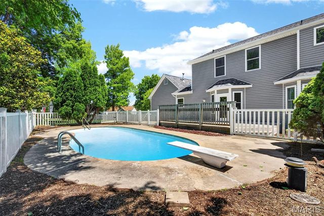 398 Round Tower Drive, Cottleville, MO 63304