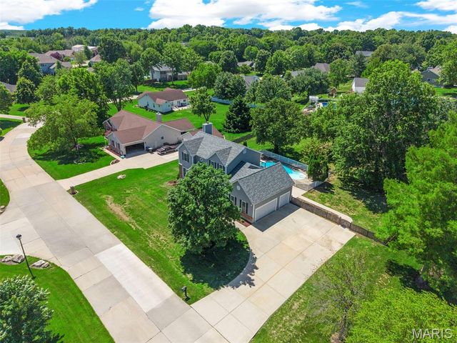 398 Round Tower Drive, Cottleville, MO 63304