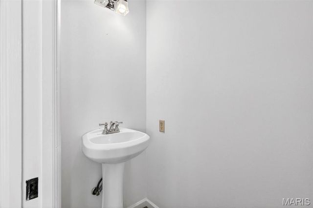 398 Round Tower Drive, Cottleville, MO 63304