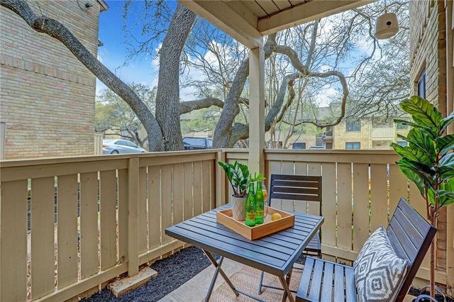 8210 Bent Tree RD 136, Austin, TX 78759