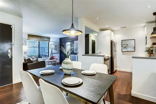 8210 Bent Tree RD 136, Austin, TX 78759