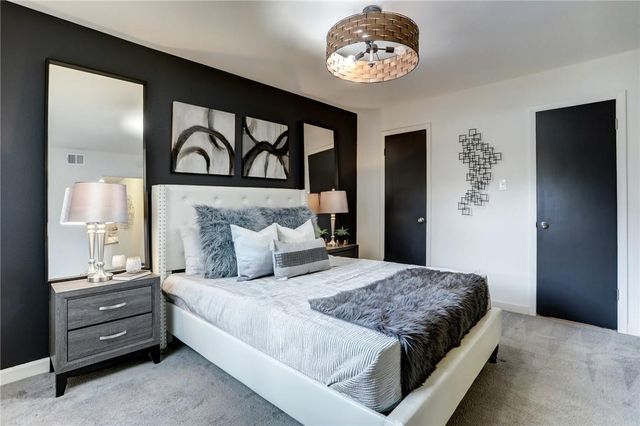 8210 Bent Tree RD 136, Austin, TX 78759