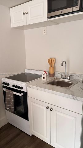 2900 Bird Ave 2, Miami, FL 33133