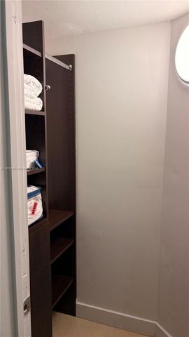 2900 Bird Ave 2, Miami, FL 33133