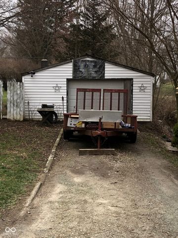 132 Southeast Street, Charlottesville, IN 46117