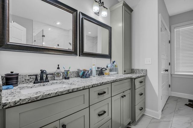 184 Harpeth Hills Dr, Kingston Springs, TN 37082