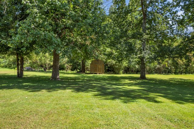 184 Harpeth Hills Dr, Kingston Springs, TN 37082