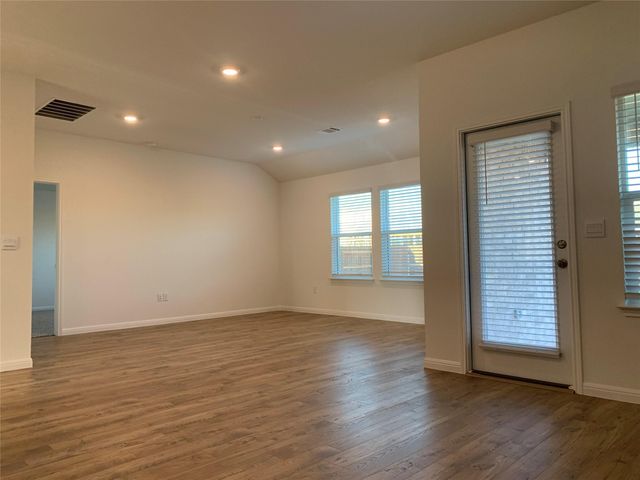 1828 Marlin Spike DR, Leander, TX 78641