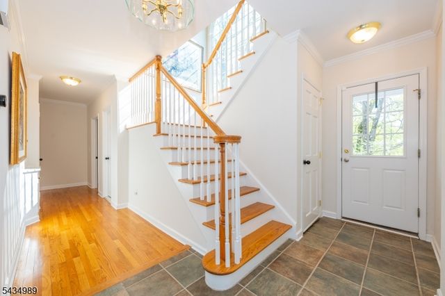 43 Brush Hill Rd, Kinnelon Boro, NJ 07405