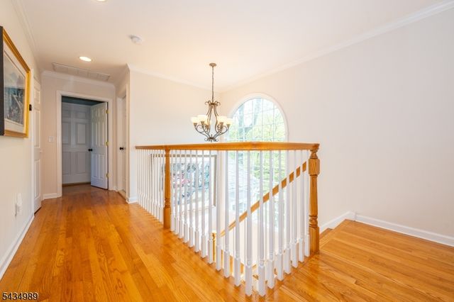 43 Brush Hill Rd, Kinnelon Boro, NJ 07405