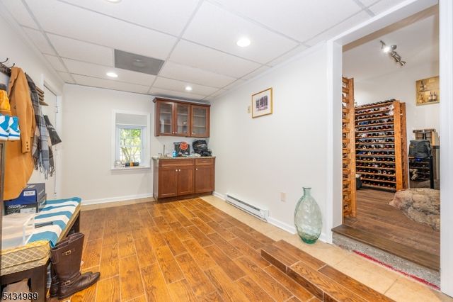 43 Brush Hill Rd, Kinnelon Boro, NJ 07405