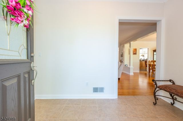43 Brush Hill Rd, Kinnelon Boro, NJ 07405