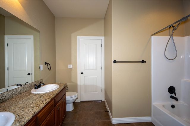 3402 Crosswinds Boulevard, Bentonville, AR 72713