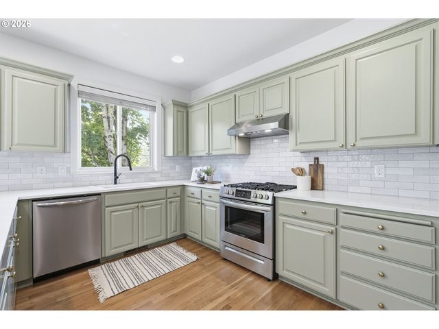 11020 Nw CRYSTAL CREEK Ln, Portland, OR 97229
