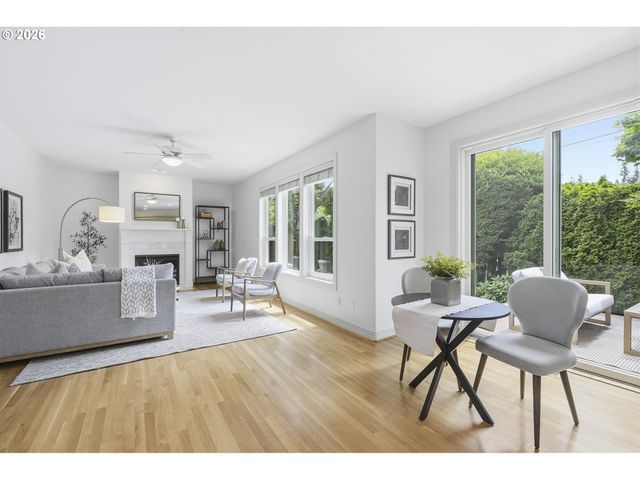 11020 Nw CRYSTAL CREEK Ln, Portland, OR 97229