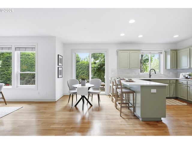 11020 Nw CRYSTAL CREEK Ln, Portland, OR 97229