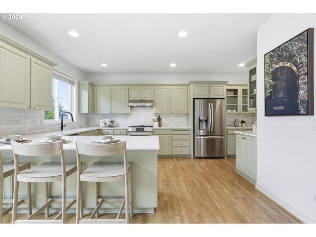 11020 Nw CRYSTAL CREEK Ln, Portland, OR 97229