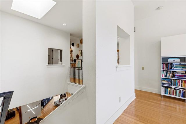 2207 Forest TRL A, Austin, TX 78703